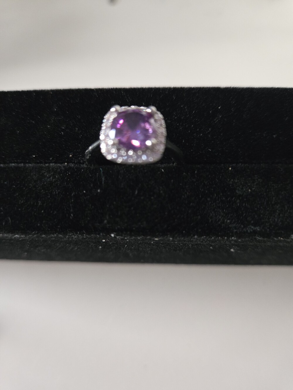 Amythist And Zircona Ring Set In Sterling Silver.